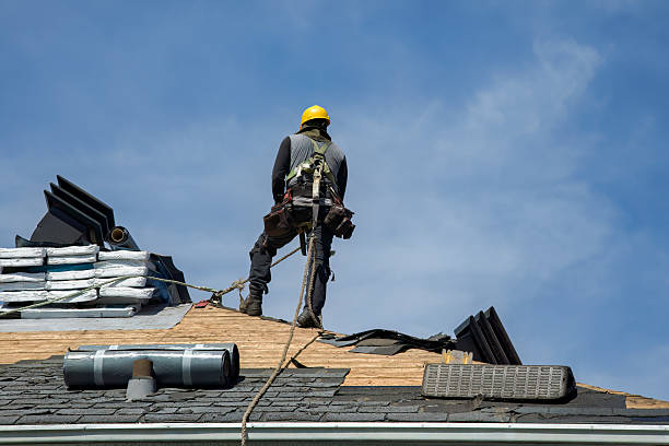 Professional Gutter Installation technician working in Somerset, KY
